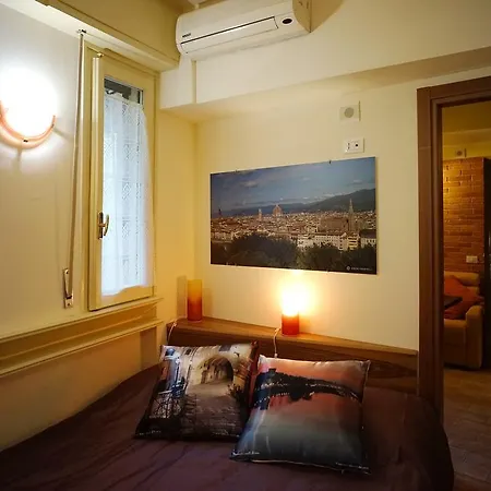 Ferienwohnung Ponte Vecchio - Guicciardini N. 10 Florenz Exterior foto